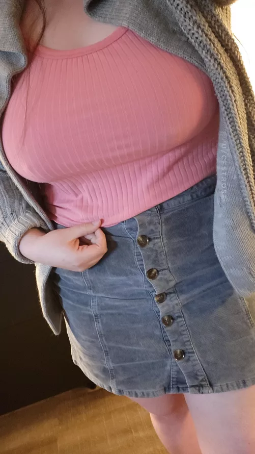 Loving the braless with a skirt combo