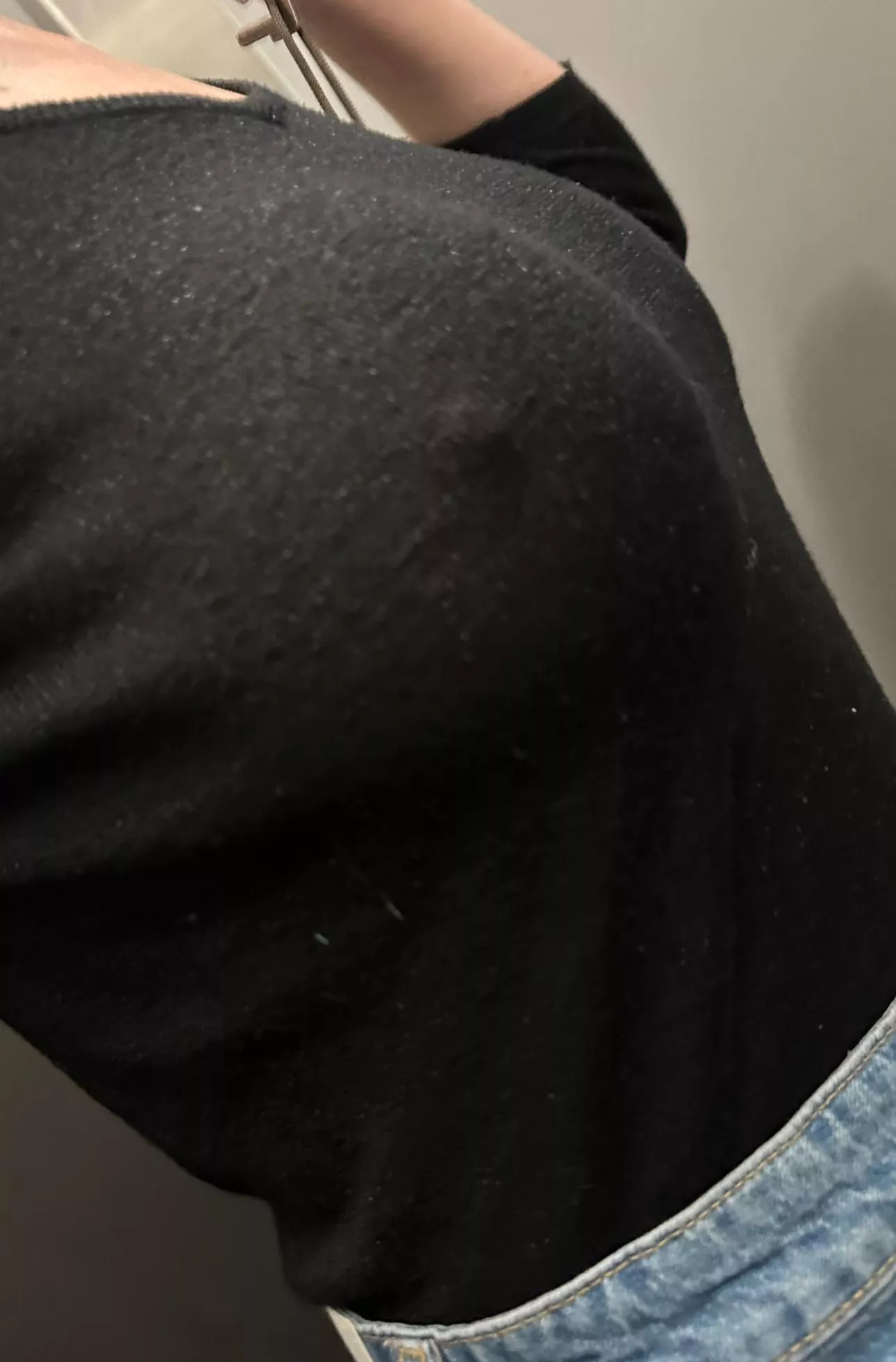 Pokies in the elevator 😋