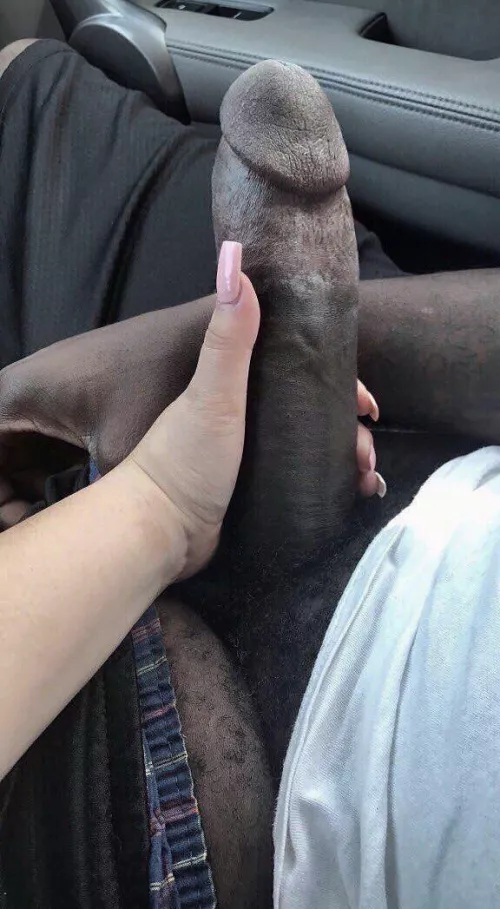 Sooo i ended up cheating on my beta weak bf with this black guy definitely worth it honestly 😋 his big thick meat stick is just simply something i cannot resist as a thicker sized woman 💅🏼