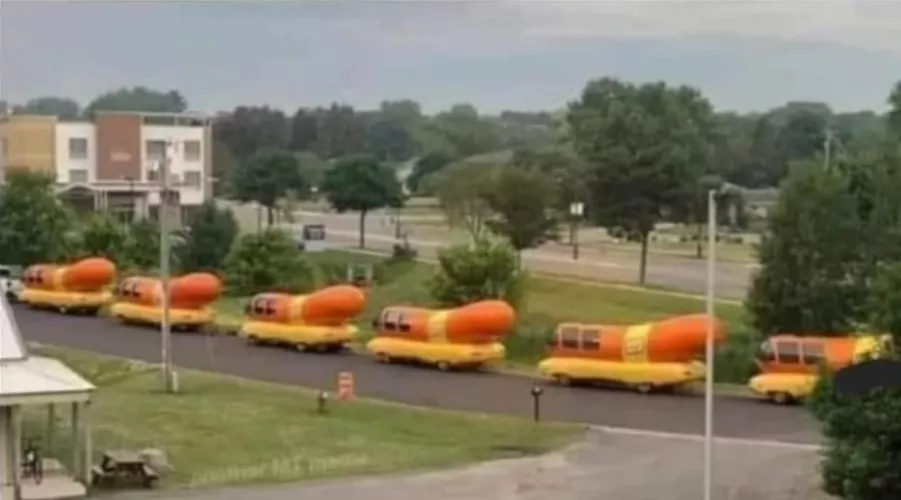 When you are a cuck doing yardwork and you see traffic backed up outside your house with your Hotwife inside...