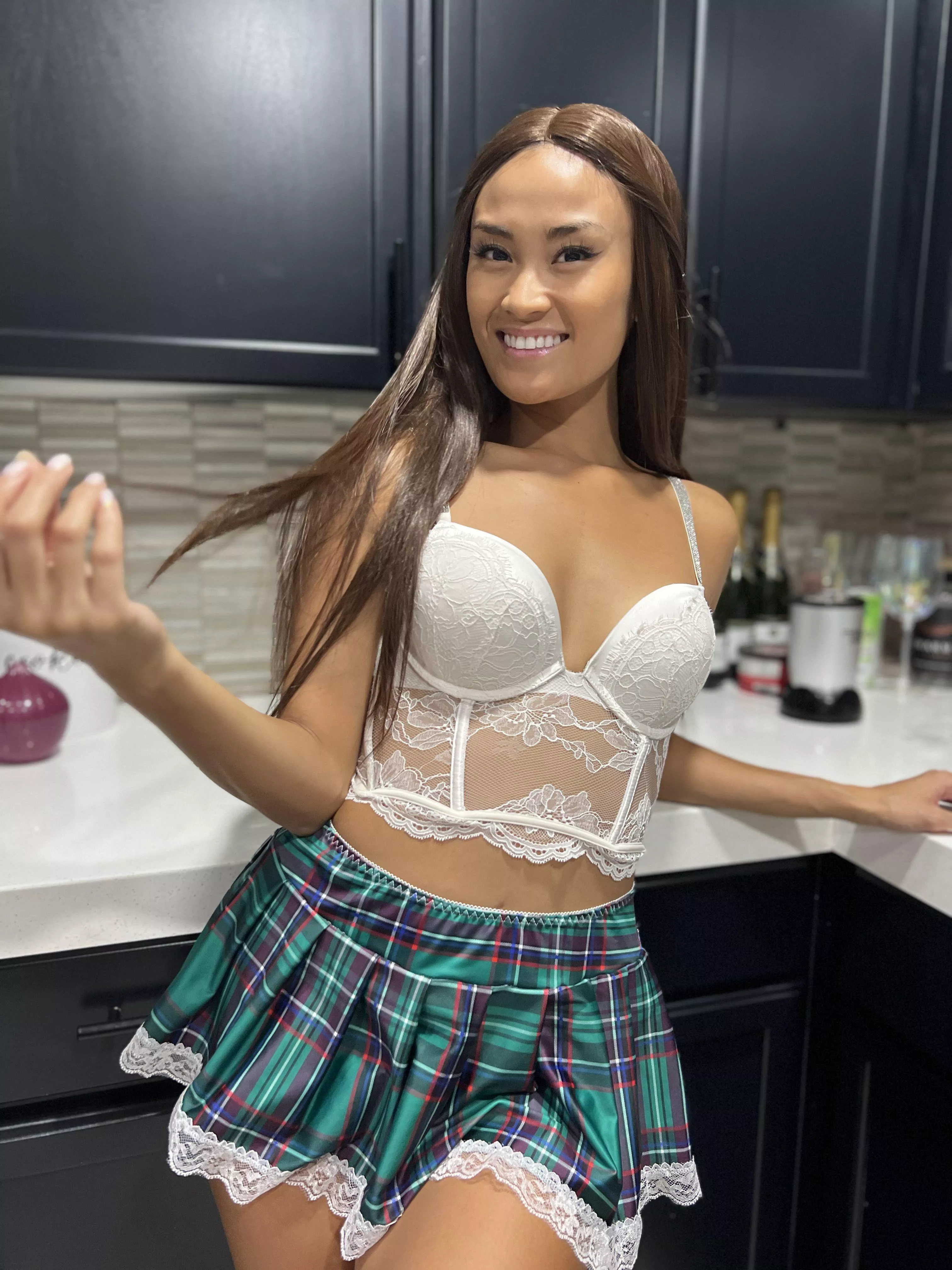 Would any older men on here eat me out?