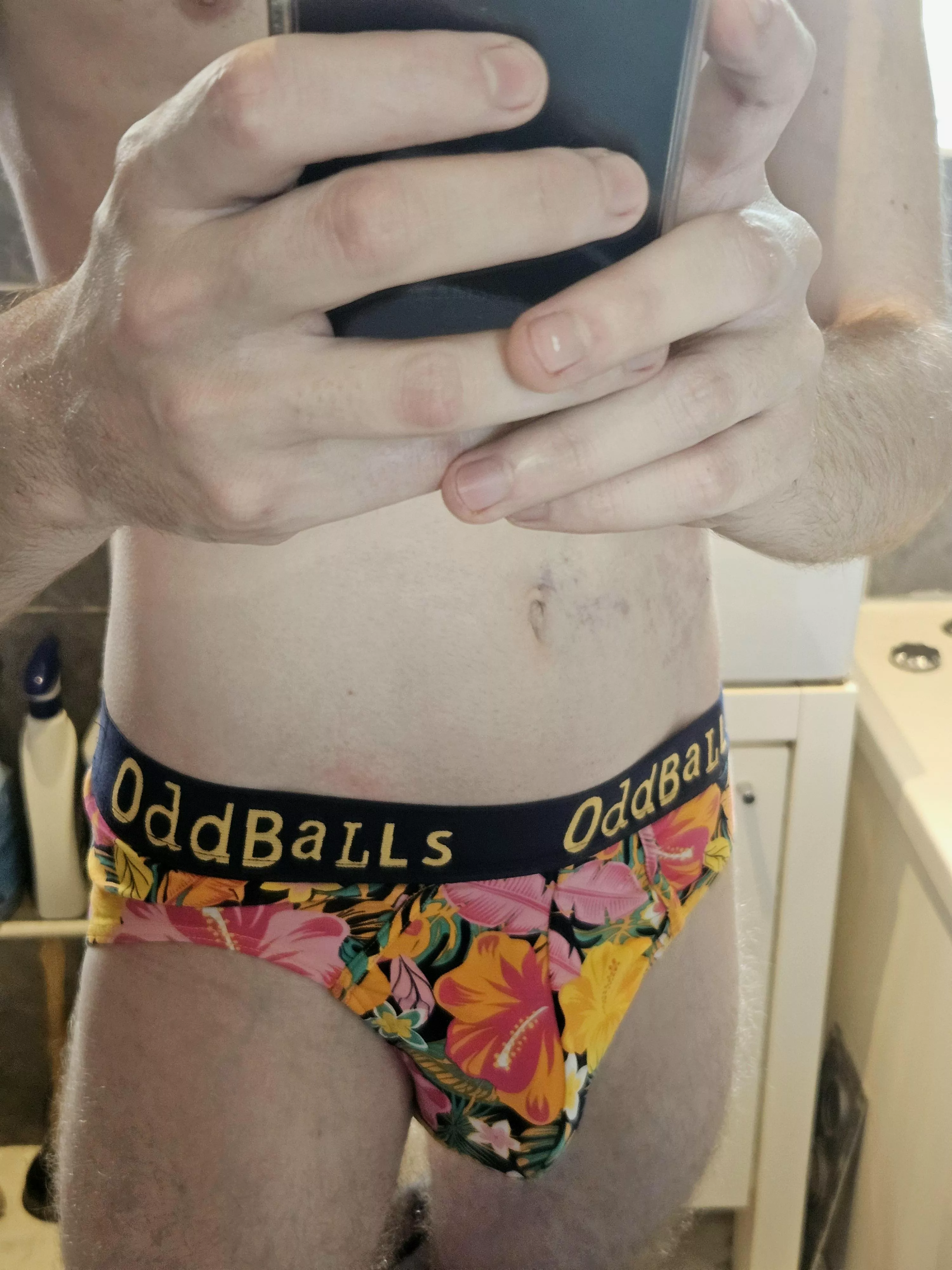 2 days out in the sun and still pale as a ghost 👻