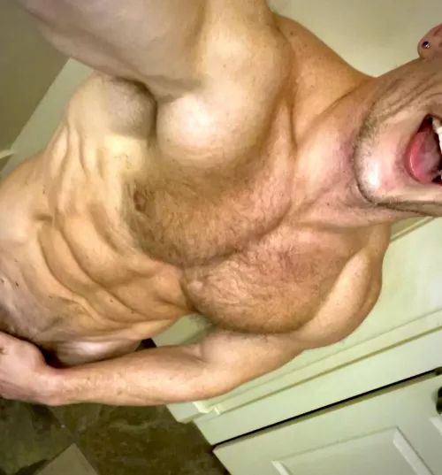 Always working hard to stay in shape and share this journey with you! 💪