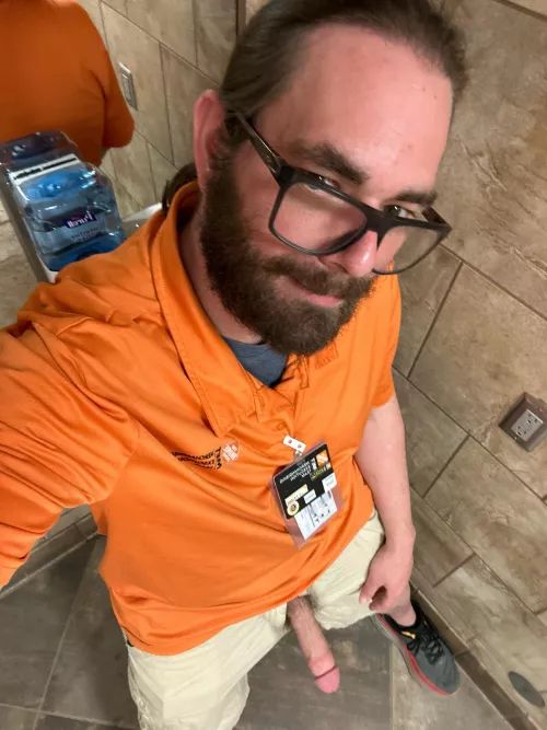 Been a long week but it’s fuck around Friday!