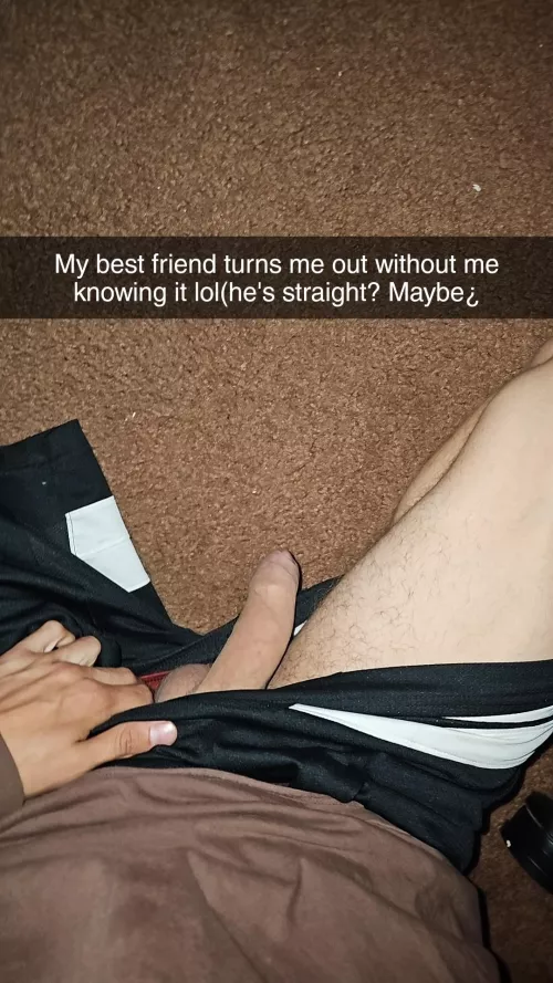 Damn. I'm curious now. 🤣😩💦 comment and like for snap :) 