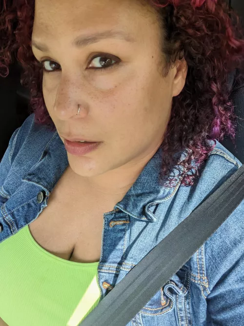 Do you like when shirts give you a tiny look at my cleavage? 