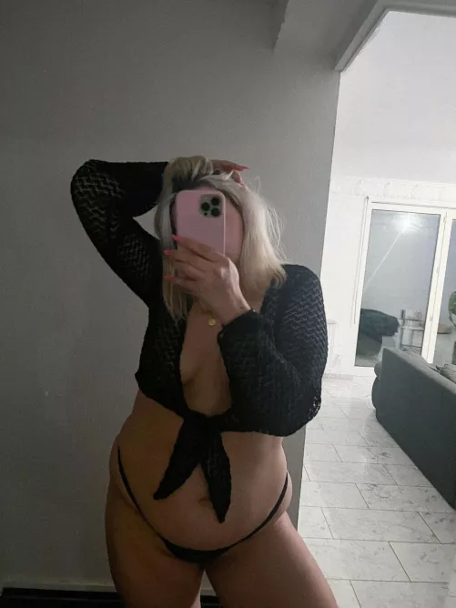 Fattest I’ve ever been. how's my big belly look?