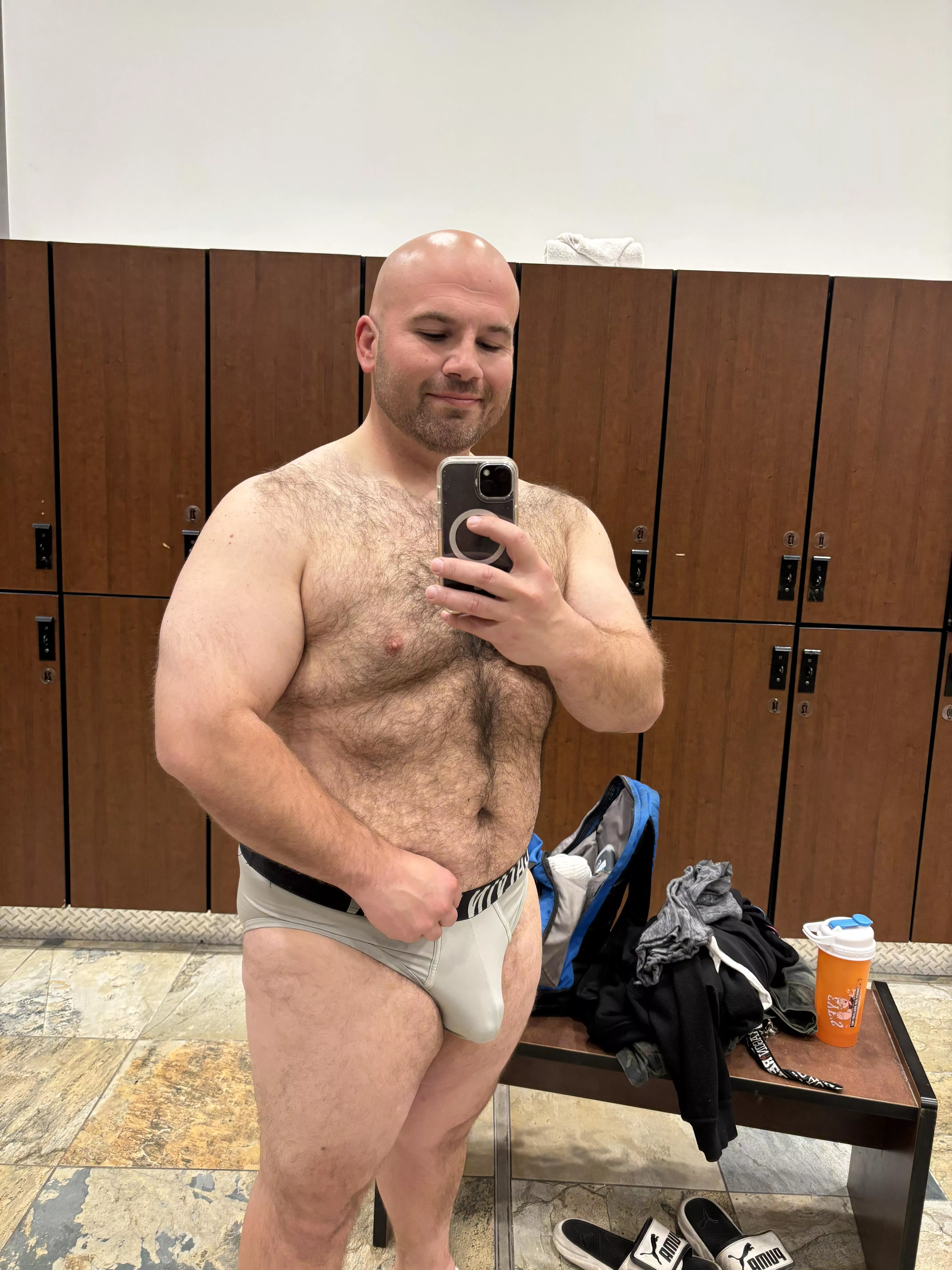 Really digging the outline of my cock in these briefs.