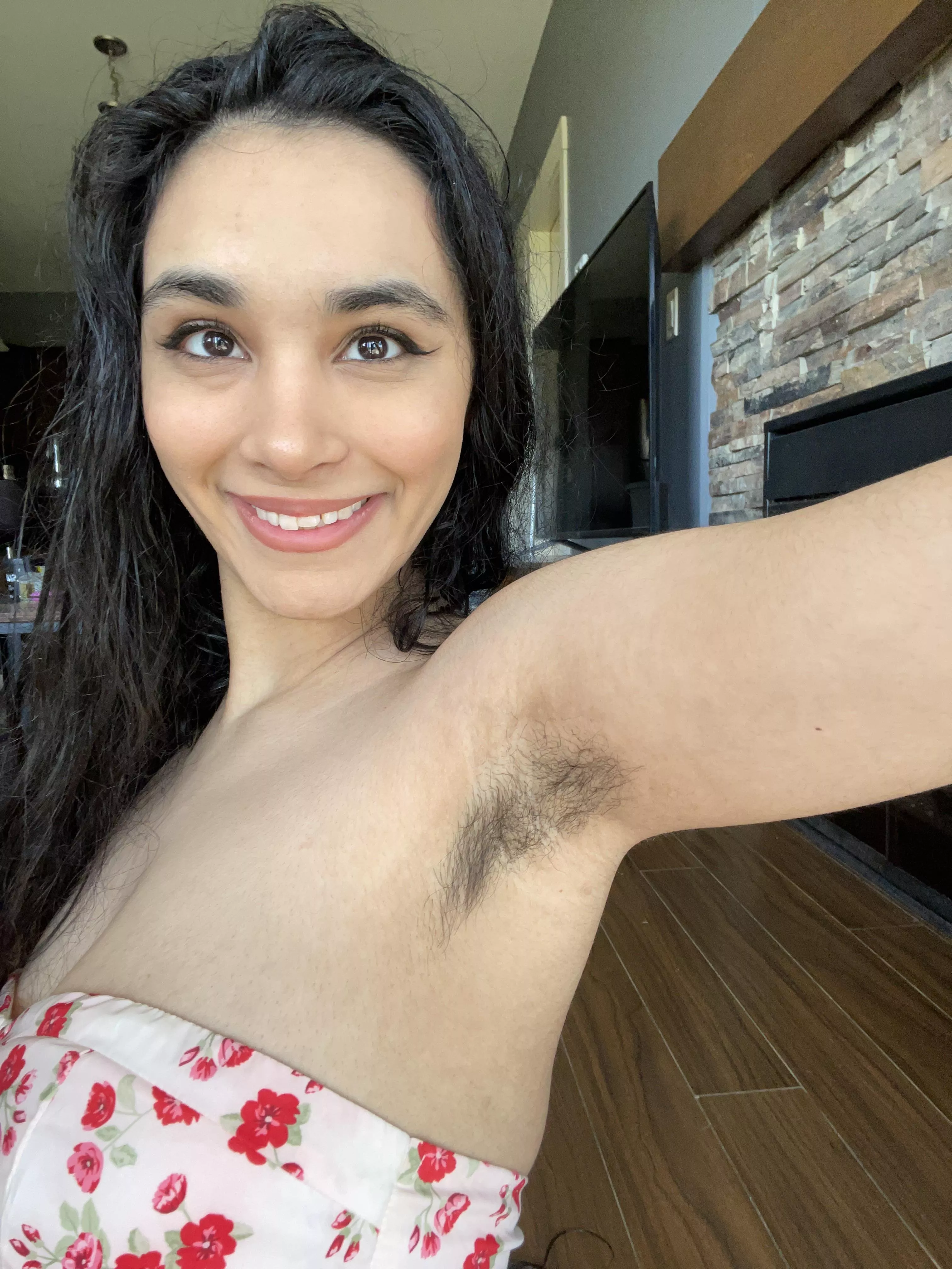 Tell me your fantasies for hairy armpits!!!