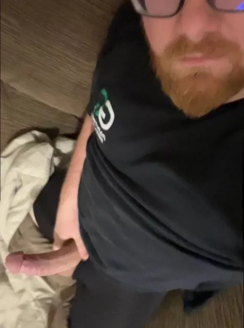 Touching my beard or my 🍆 first?