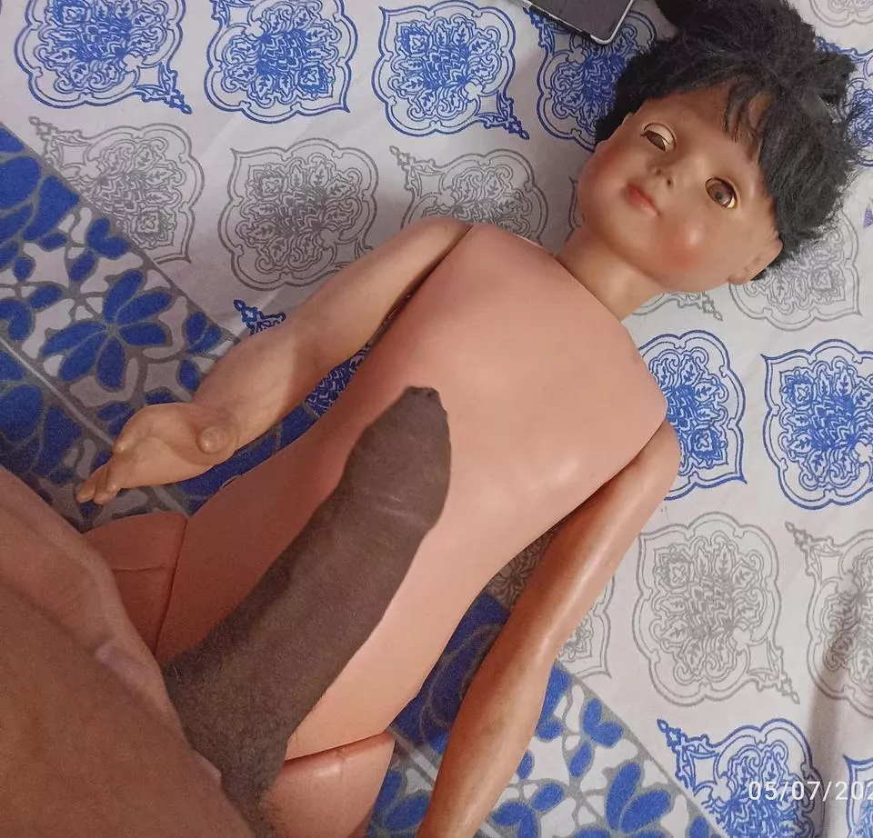 8 inches of fine meat, do you want it in you?