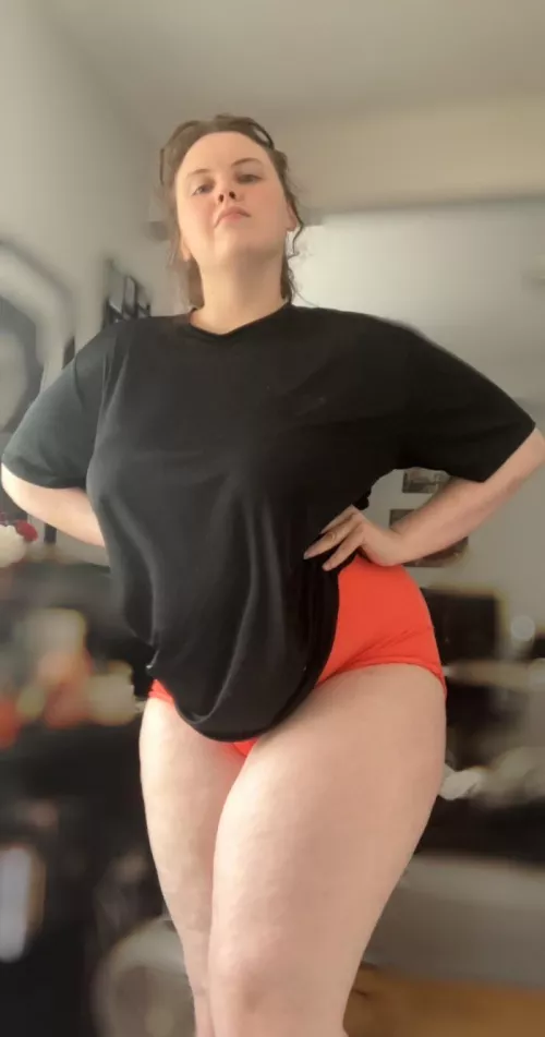 Chubby and horny… is there a better combo?