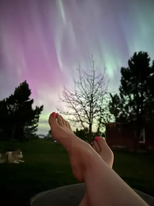 Did my feet leave you starstruck? 🩷💚