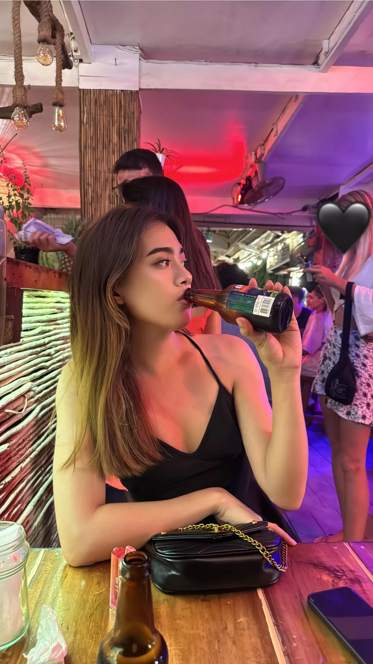 Dress to thrill, live to tease 💕