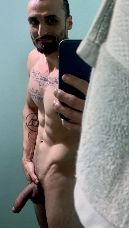 Excuse my dirty hands , ive been working on cars all day [m]