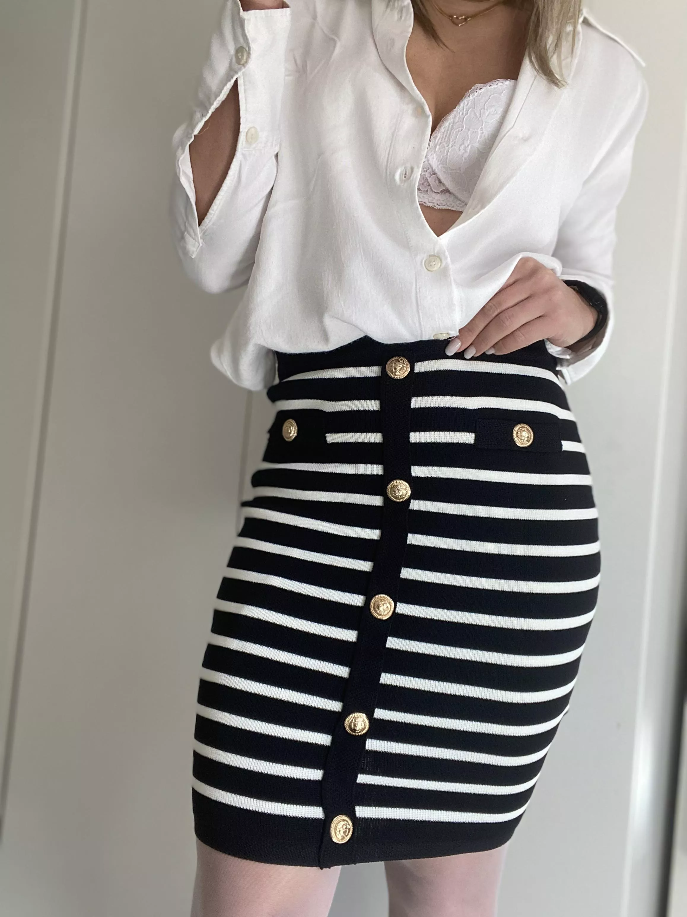 Hey boss, today pencil skirt