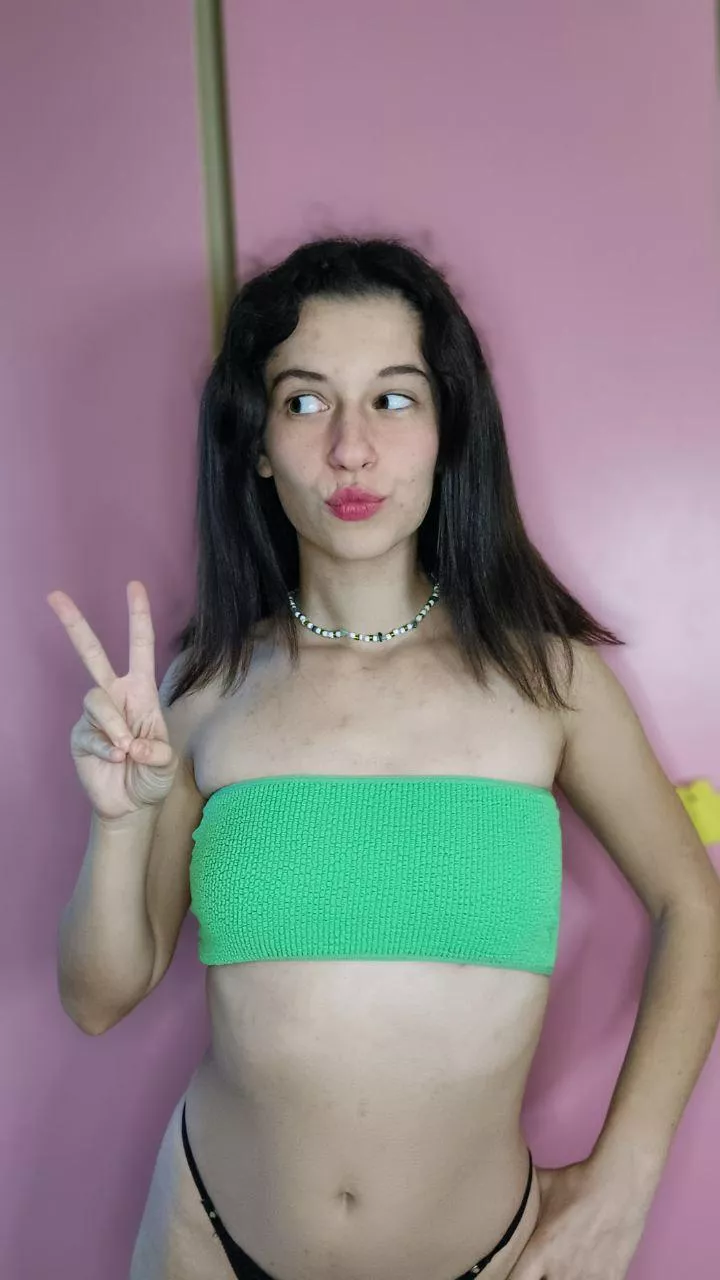 Hope you like eighteen year olds like me 🙈