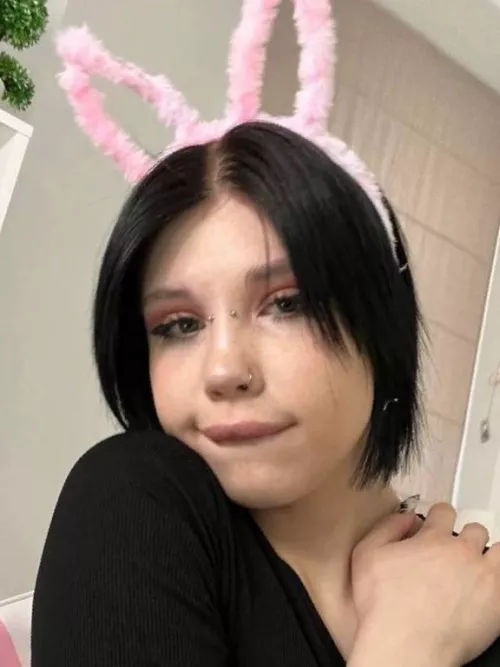 Horny bunny on guard