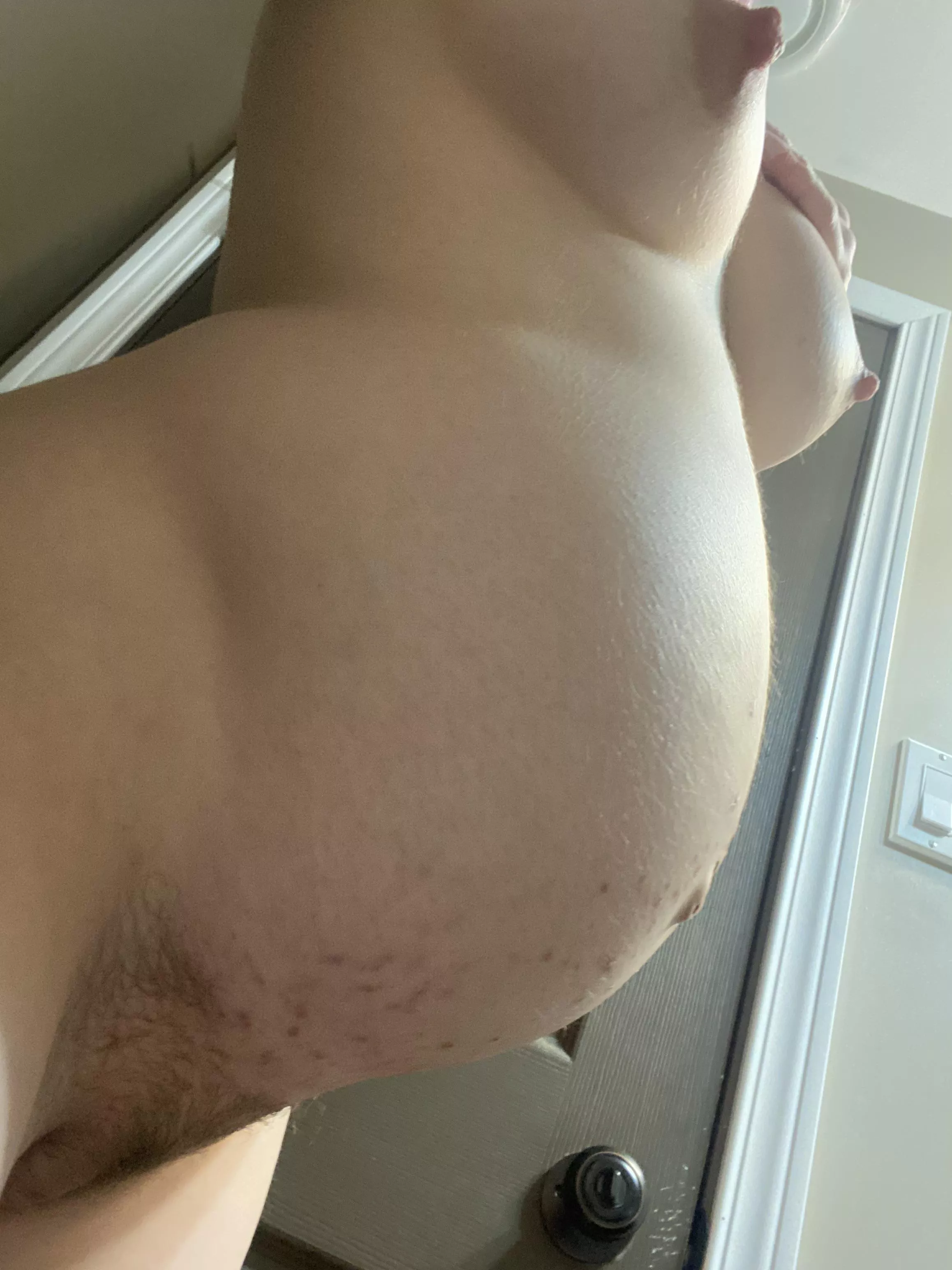 Not gonna be pregnant for very much longer I don’t think ;-;