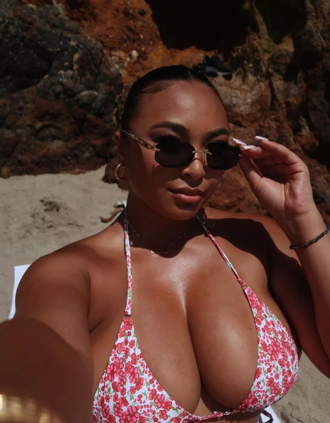 Rocky beach big tits