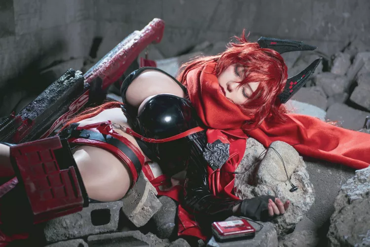 Sleeping Red Hood [Nikke]