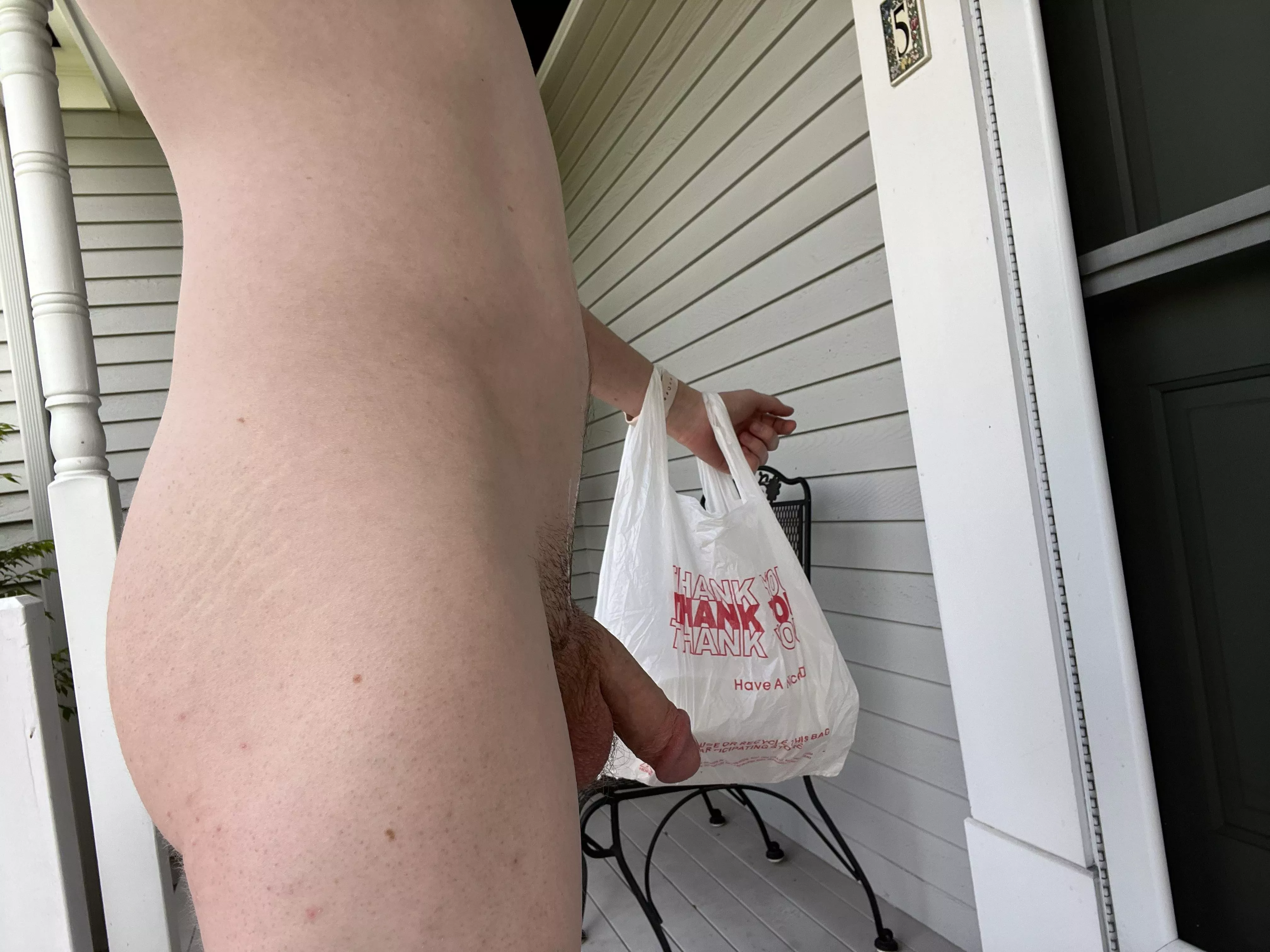 Somebody order Uber eats? I’ve brought you a special treat 😏😉