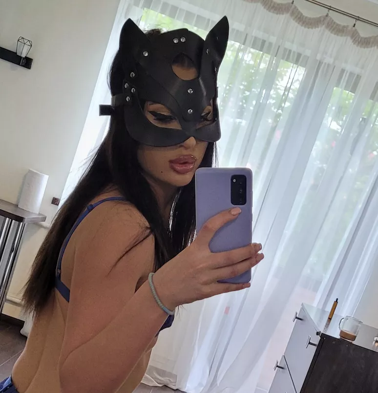 This is how i would wake you up every morning