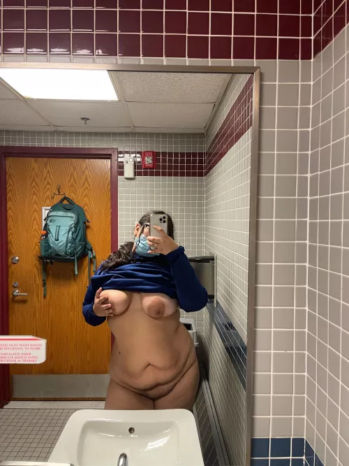 Can you come play with me?😋