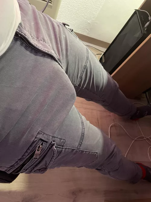 Commando bulge today