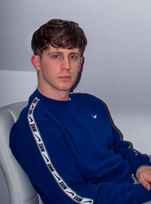 Hey, anyone wanna play ps5? Msg me!