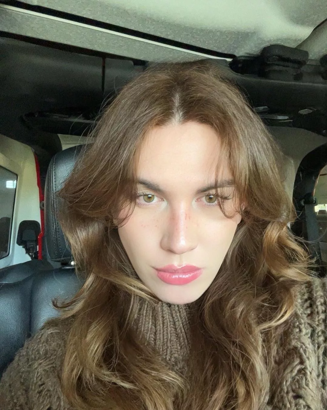 i cut like 4 in off my hair😭