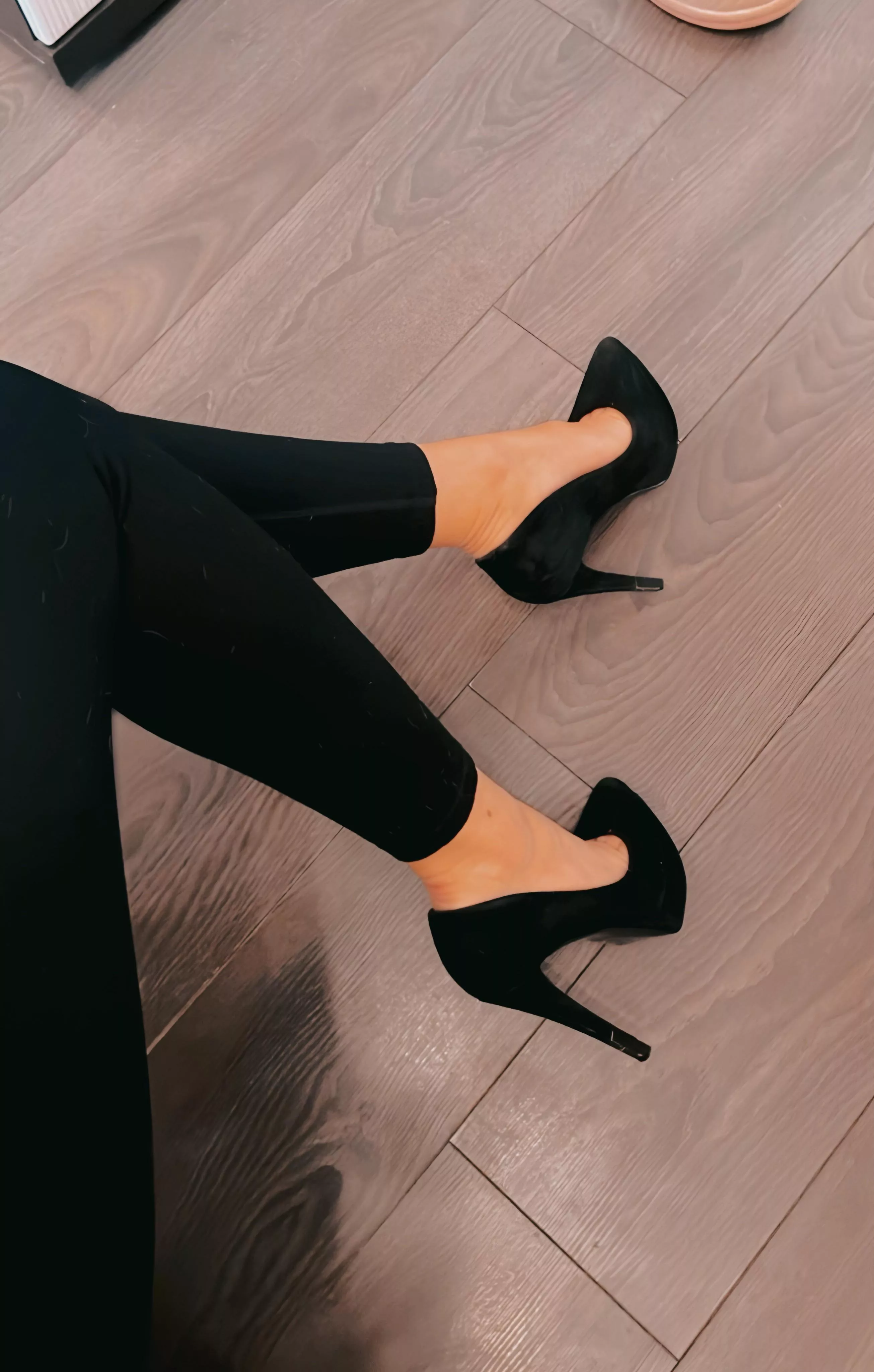 I love my black heels