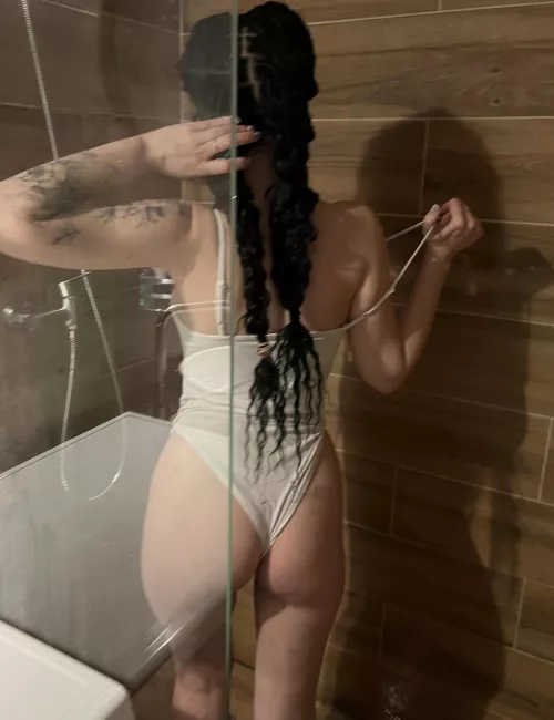 I swear being cute and hot at the same time is a superpower