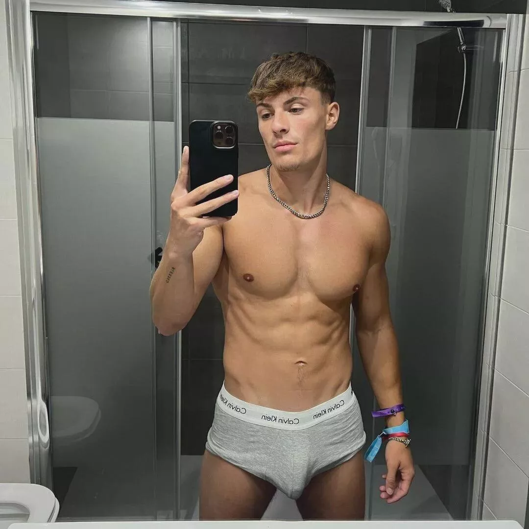 Love some nice Calvins 👀