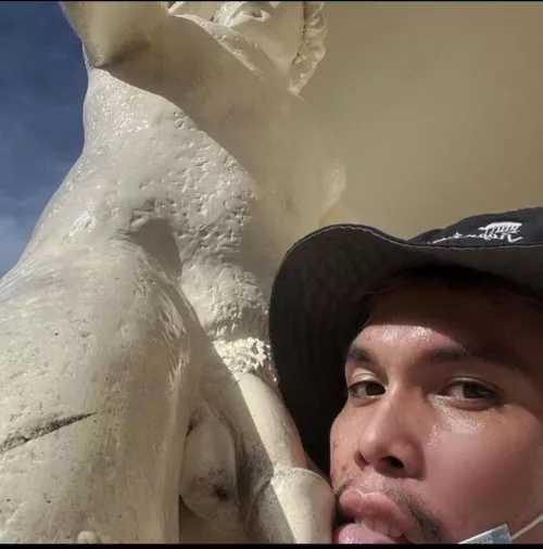 Me in my dreams with my straight crush