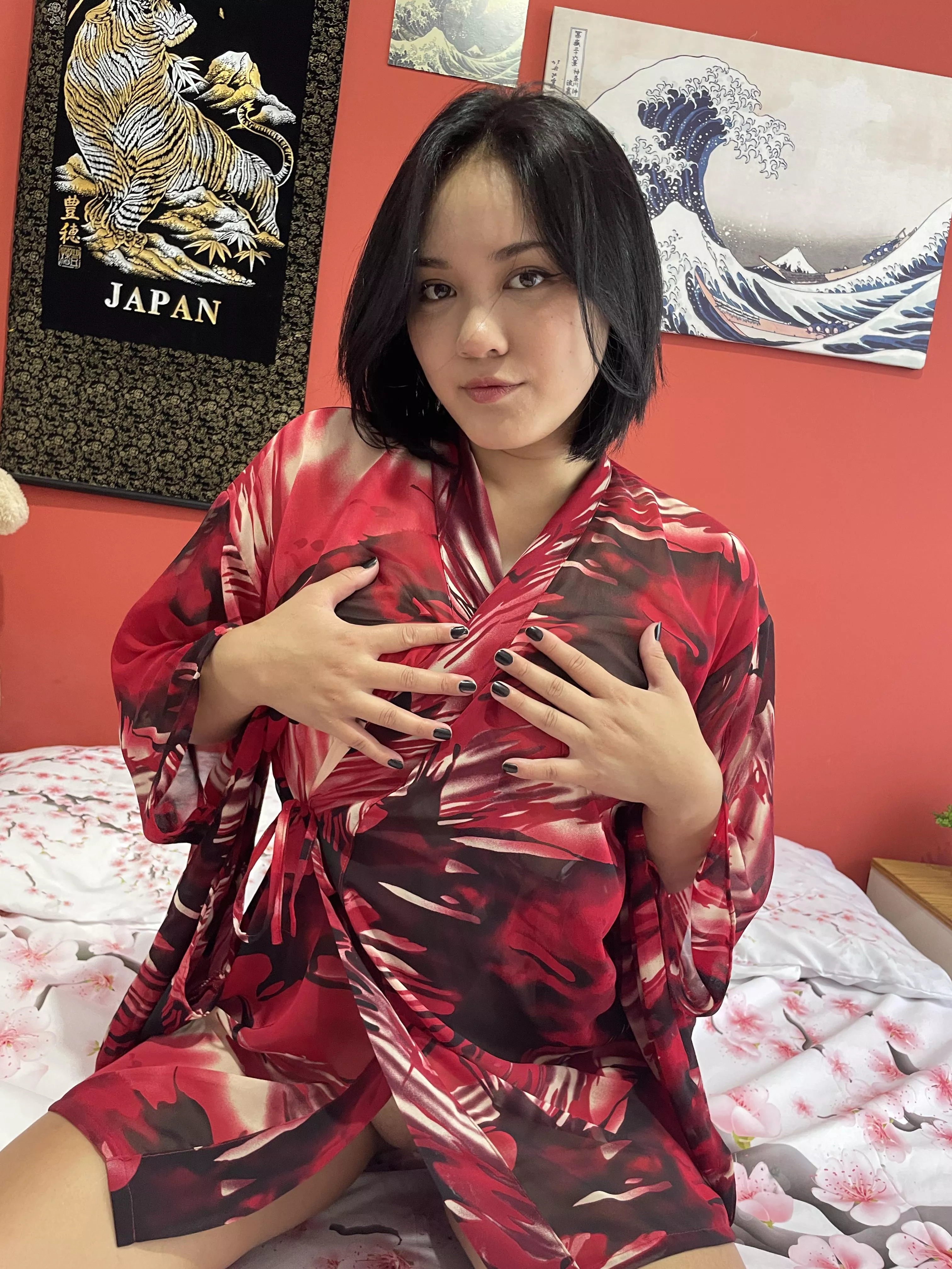 My ex didn't appreciate my nudes, so I'm showing them to you instead 😈😇