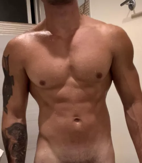 My V loves taking warm baths with cuties on the daily 🥰🥰💗