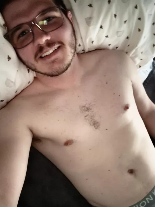 Relaxing after a long weekend, you going to join?