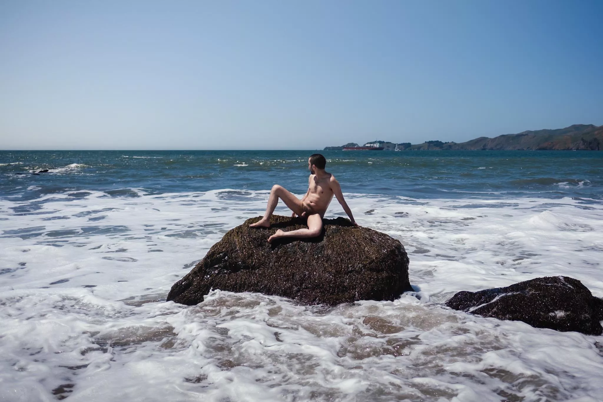 The gorgeous beach by the Golden Gate Bridge
