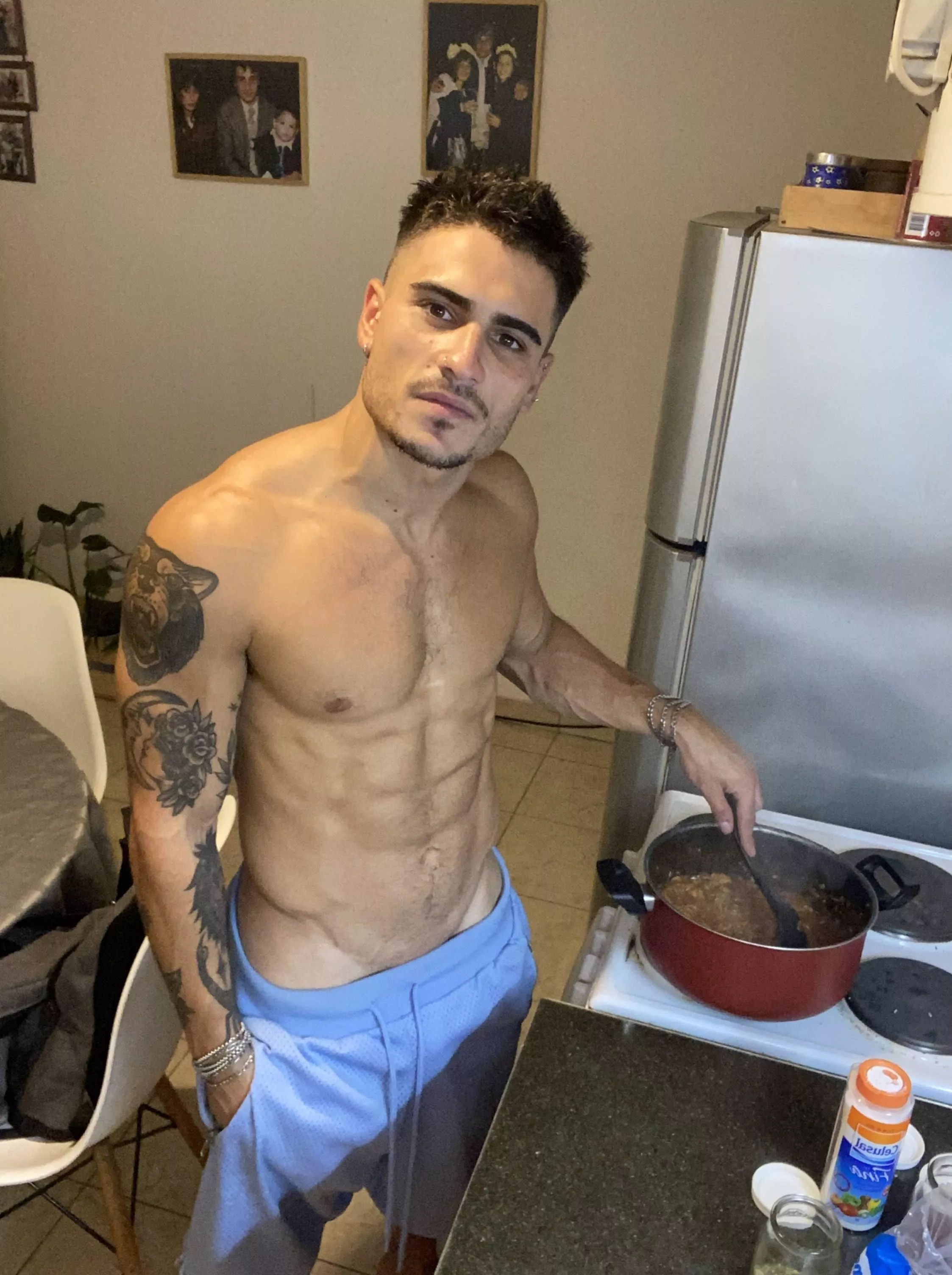 What's better than a hot pic of me and my forearms?