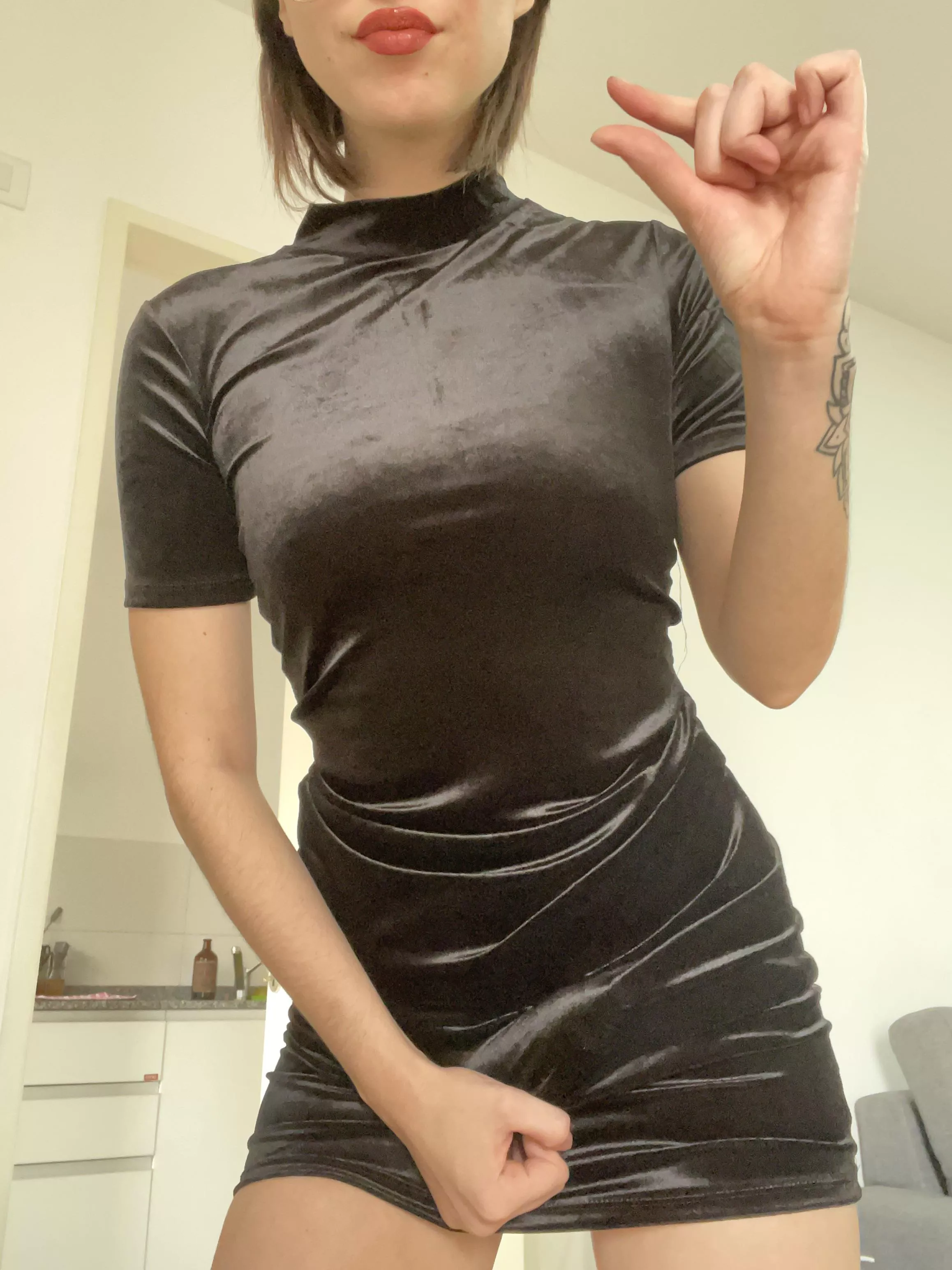 Would this cock be able to fit in your ass?