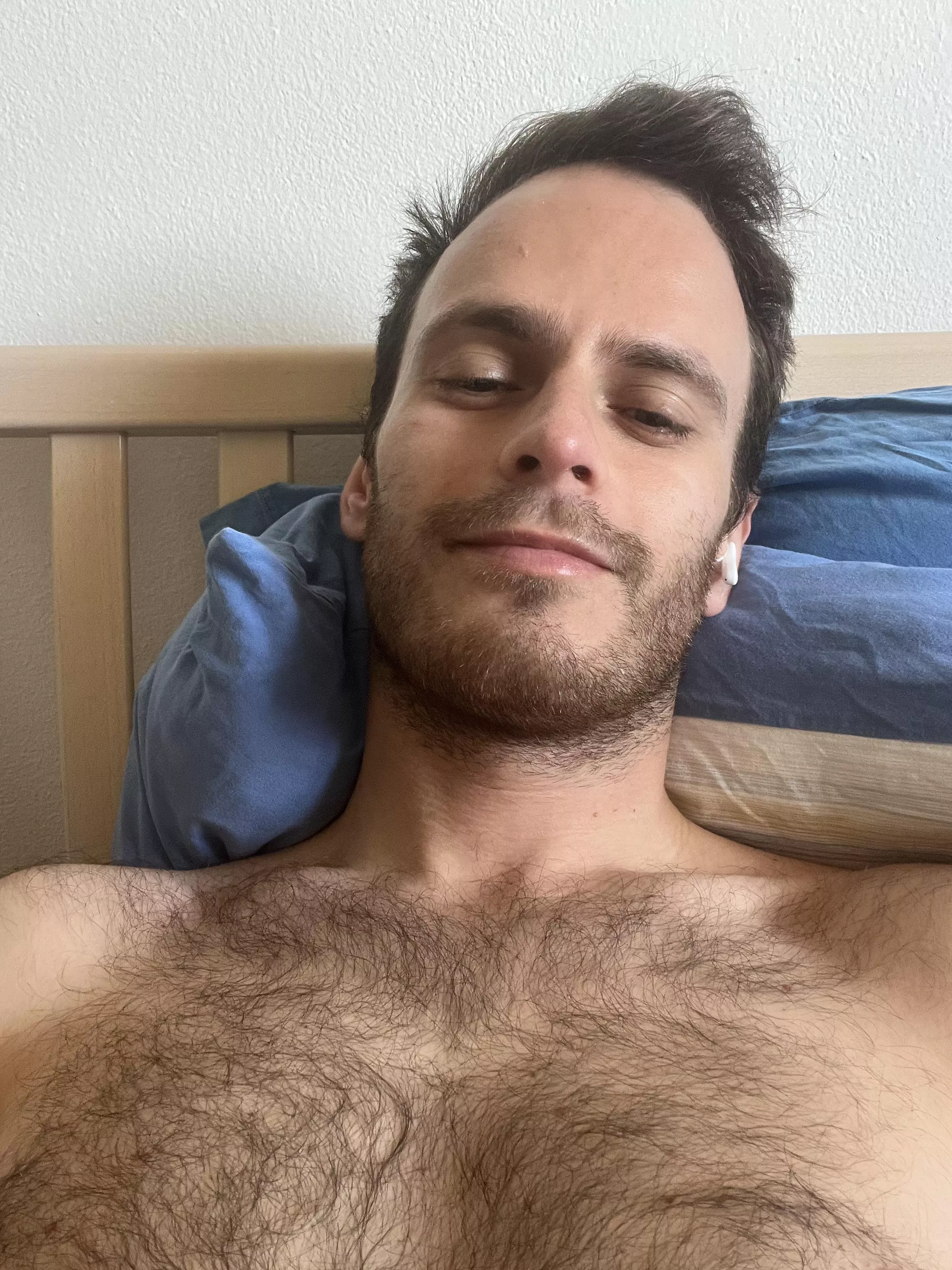 [25] Slow morning here in Italy, still quite sleepy :)