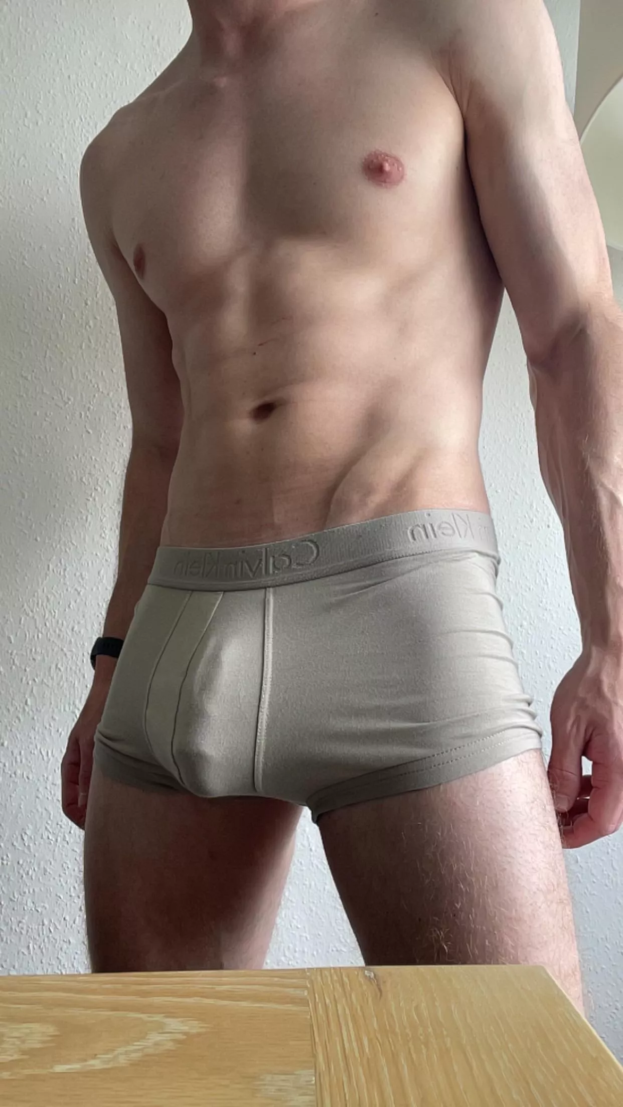 [27] happy Tuesday everyone 😉