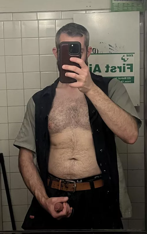 [43] I get paid to jerk off. Don’t tell my boss!