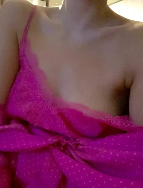 A little tease to fight your Sunday scaries 😉