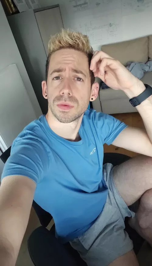 Always wantes to try WoW, is it worth it as a new non-competitive player?