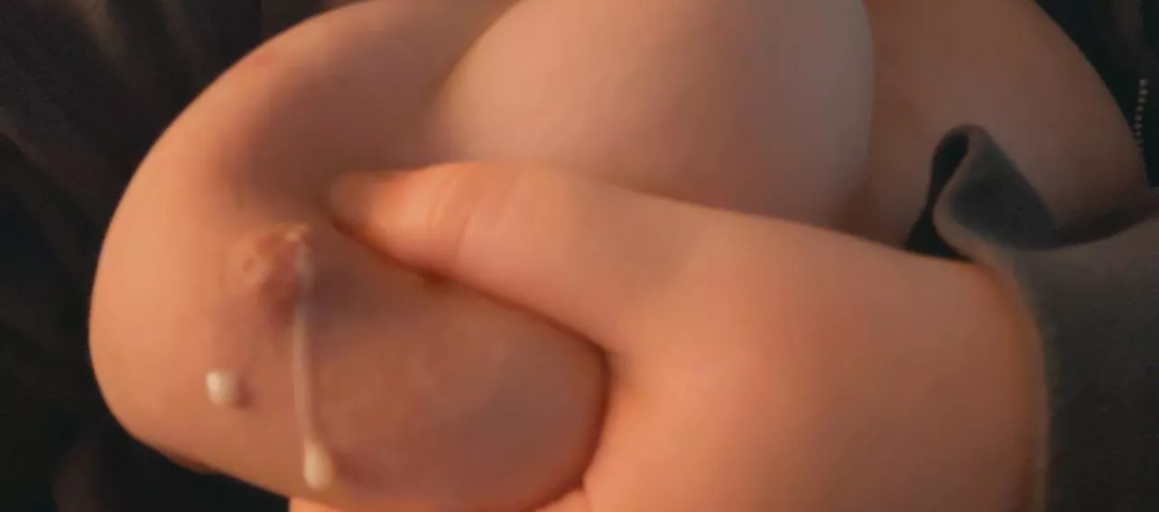 FtM 21 with big milt tits