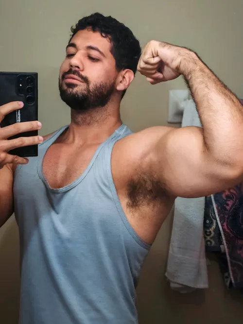 Happy Tuesday everyone! 