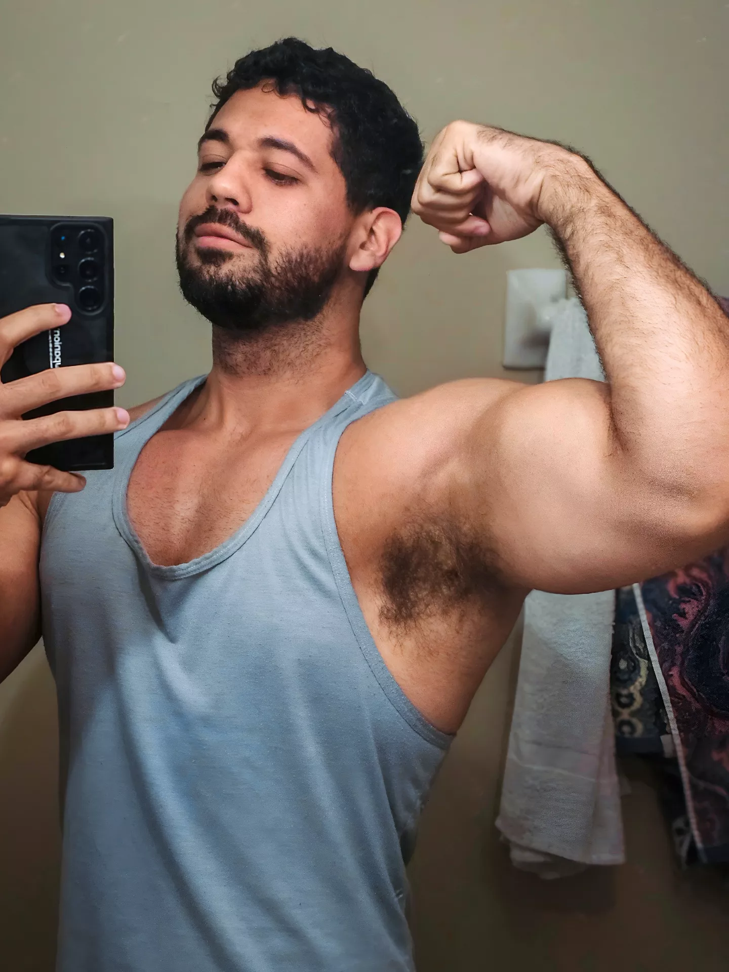 Happy Tuesday everyone! 