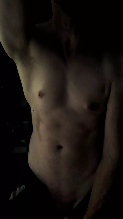 I have the best Mothers Day gift for you😏 Complete alone time. Also cocktails